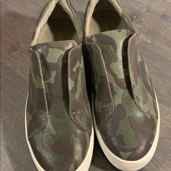 J Slides (NYC) Heidi Platform Slip On Sneakers - Picture 2 of 12